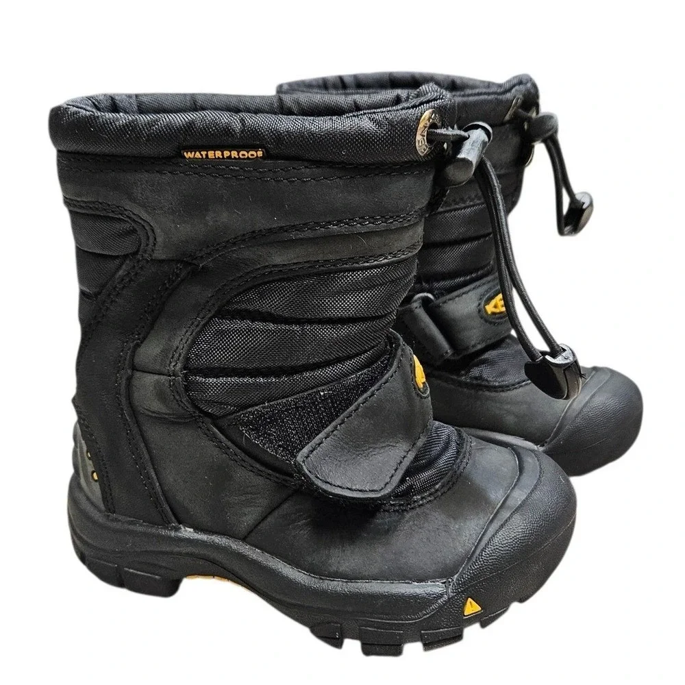 KEEN Waterproof Insulated Snow Boots Kids‎ Youth Black Yellow Shellback Size 8